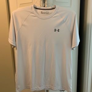 Under armour t shirt